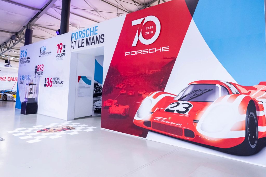 exposition porsche at le mans